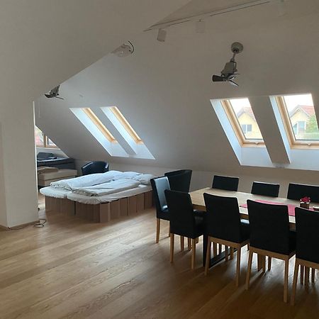 Salzburg-Loft Im Stadtteil Leopoldskron-Moos 120Qm Mit Balkon & Untersbergblick Bagian luar foto