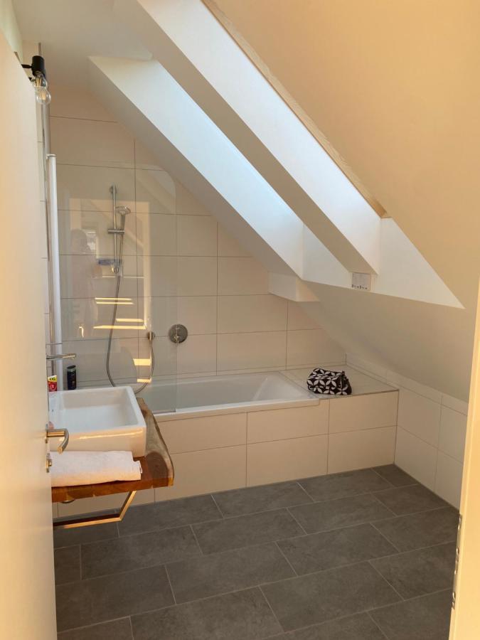 Salzburg-Loft Im Stadtteil Leopoldskron-Moos 120Qm Mit Balkon & Untersbergblick Bagian luar foto